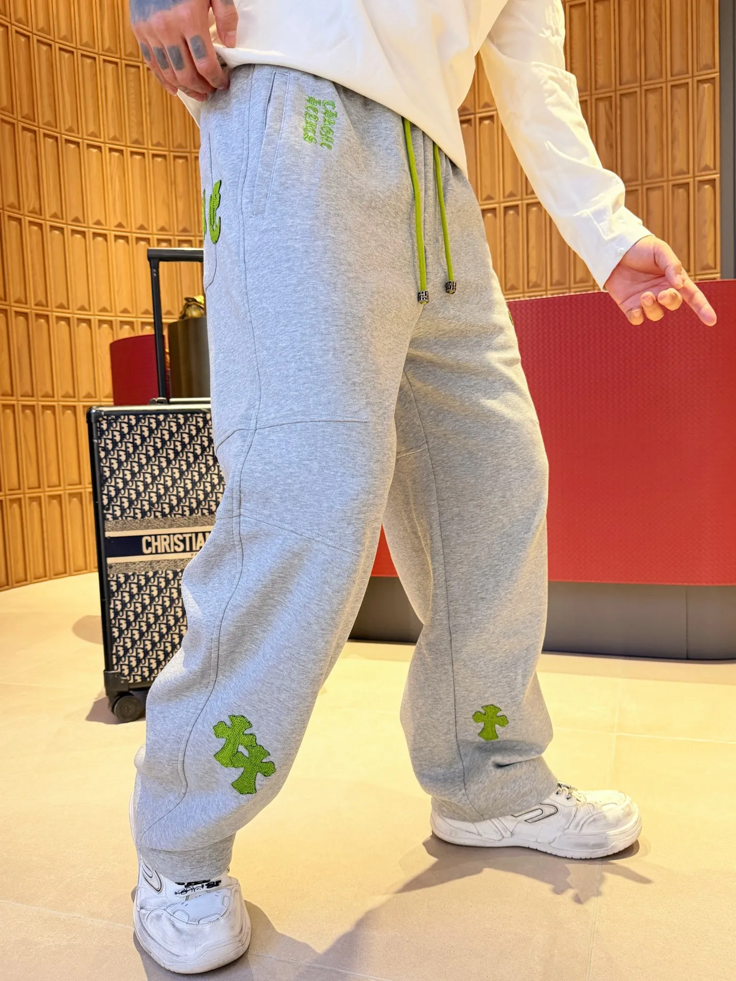 【 】 2026 ， ，Original ， ， ， 🪡 logo， ， ， ， Sizes：M-3XL